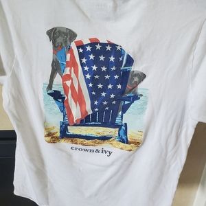 Crown & Ivy boys t-shirt, size Large